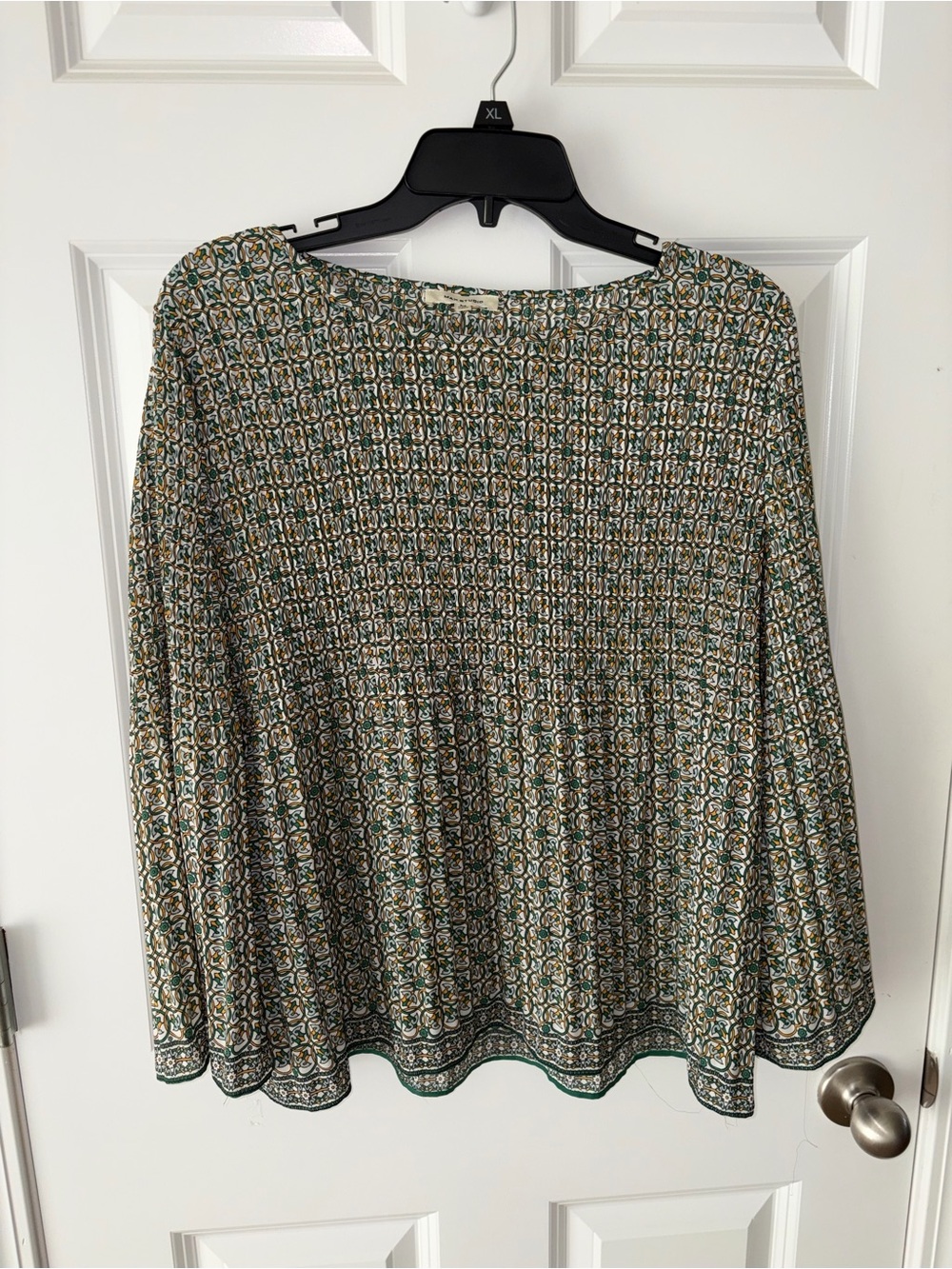 Max Studio Green Multi-Pattern Long Sleeve Blouse